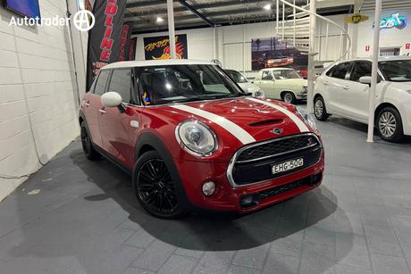 Red 2015 Mini Cooper Hatchback S 5D Hatch