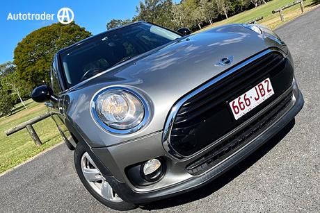Silver 2015 Mini Clubman Wagon Cooper