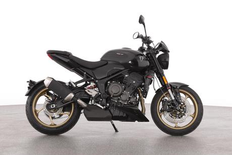 Black 2025 Triumph Other Road