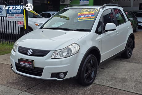 White 2008 Suzuki SX4 Hatchback 4X4