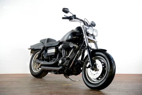 Black 2008 Harley Davidson Dyna Fat Bob 1584 (Fxdf) Road