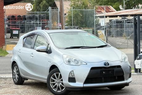2012 Toyota Prius C Hybrid Nhp10R