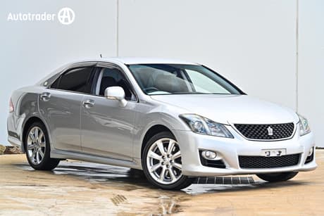 2010 Toyota Crown ATHLETE