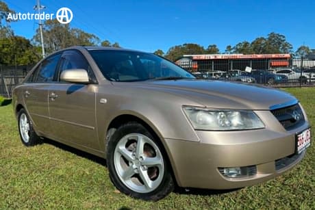 Gold 2005 Hyundai Sonata Sedan Elite