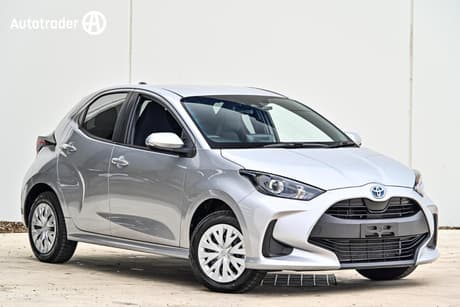 2020 Toyota Yaris HYBRID G