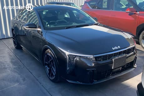 Black 2026 Kia K4 Hatchback Gt-Line