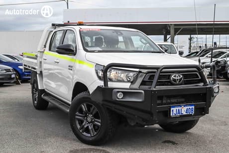 2023 Toyota Hilux Sr (4X4) Gun126R