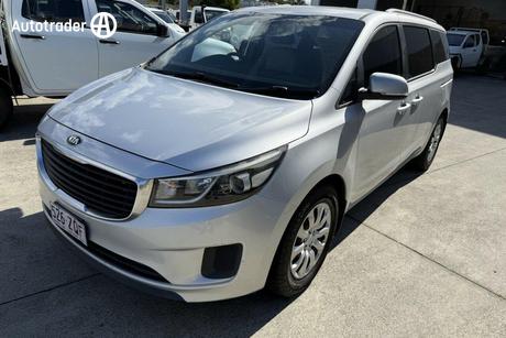 Silver 2018 Kia Carnival Wagon S