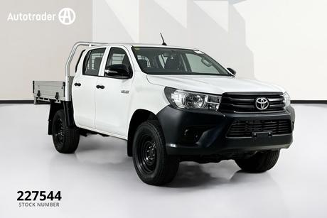 2017 Toyota Hilux Workmate (4X4) Gun125R