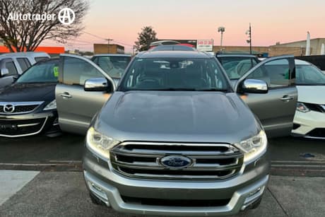 2015 Ford Everest Titanium Ua