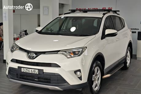 White 2018 Toyota RAV4 Wagon Gx (2Wd)