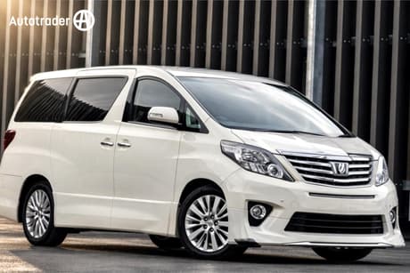 2013 Toyota Alphard 240X
