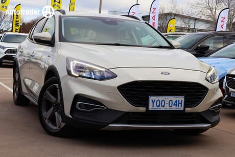 White 2021 Ford Focus Hatchback Active
