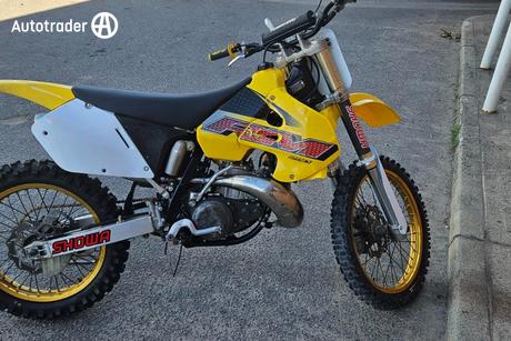 Yellow 2000 Suzuki Rm250 OffRoad