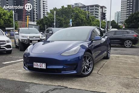 2022 Tesla Model 3 Rear-Wheel Drive My22