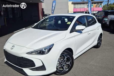 White 2025 MG MG3 Hatchback Essence