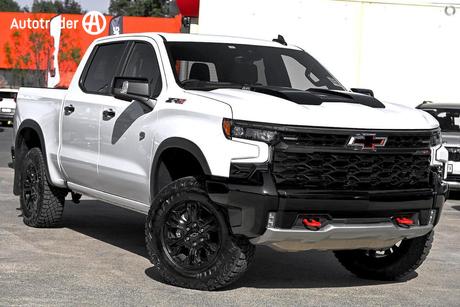 White 2026 Chevrolet Silverado Crew Cab Pickup 1500 Zr2