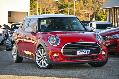 2019 Mini Cooper 5D Hatch F55