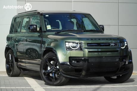 Green 2026 Land Rover Defender Wagon 110 D350 X-Dynamic Hse (257Kw)