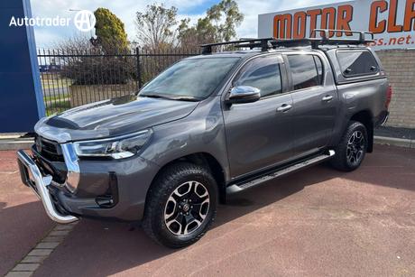 2021 Toyota Hilux Sr5 (4X4) Gun126R