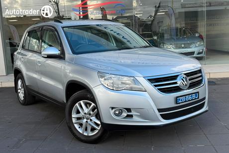 Grey 2010 Volkswagen Tiguan Wagon 125 Tsi