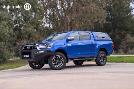 2021 Toyota Hilux Sr5 (4X4) Gun126R Facelift