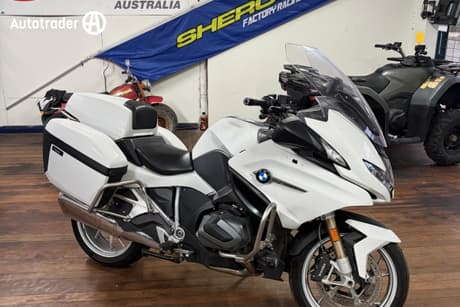 White 2019 Bmw Other Road