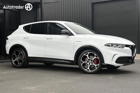 White 2022 Alfa Romeo Tonale Wagon Veloce Mhev