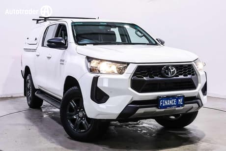2025 Toyota Hilux Sr (4X4) Gun126R Rc