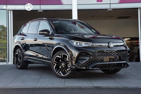 Black 2026 Volkswagen Tiguan Wagon 195Tsi R-Line