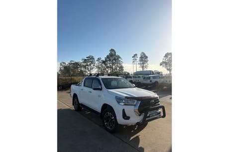 2021 Toyota Hilux Sr5 (4X4) Gun126R