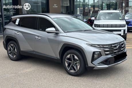 Silver 2026 Hyundai Tucson Wagon Hybrid (Fwd)