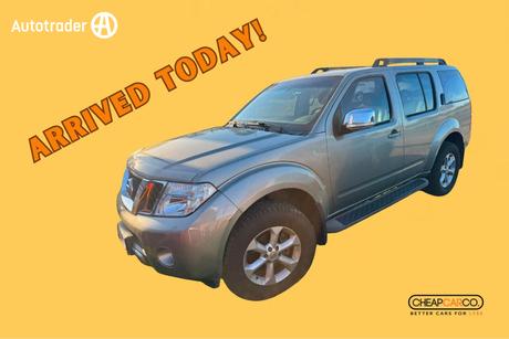 Gold 2010 Nissan Pathfinder Wagon St-L (4X4)