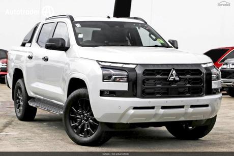 White 2025 Mitsubishi Triton Ute Tray GSR
