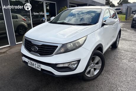 White 2010 Kia Sportage Wagon Si (Fwd)