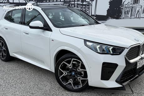 2024 BMW IX2 Xdrive30 M Sport U10