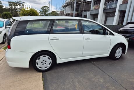 White 2007 Mitsubishi Grandis Wagon Ls