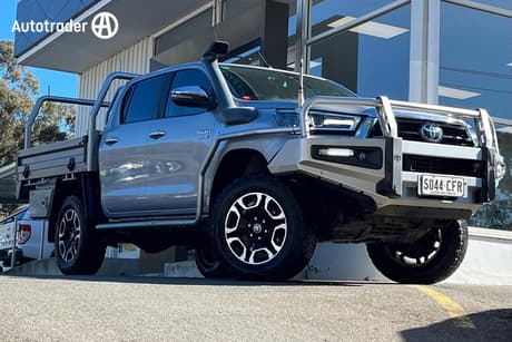 Silver 2020 Toyota Hilux Double Cab Chassis Sr5 (4X4)