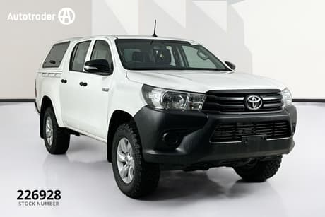 2016 Toyota Hilux Workmate (4X4) Gun125R