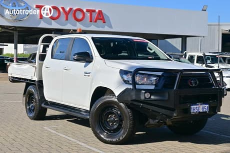 2022 Toyota Hilux Sr (4X4) Gun126R