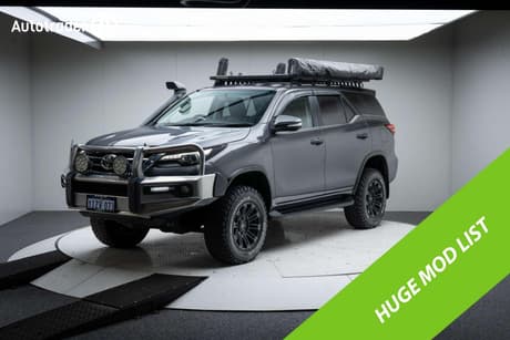2015 Toyota Fortuner Crusade Gun156R