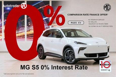 White 2026 MG MGS5 EV Wagon Essence 49