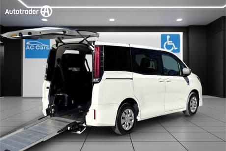 2021 Toyota Noah PEOPLE MOVER WELCAB WHEELCHAIR RAMP