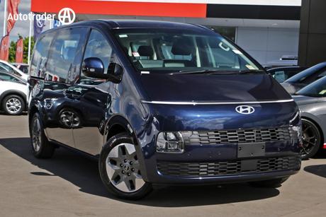 Blue 2026 Hyundai Staria Wagon