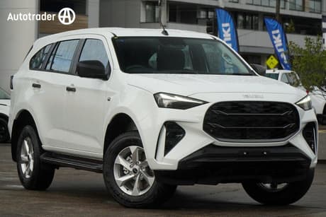 White 2026 Isuzu MU-X Wagon Ls-M (4X2)