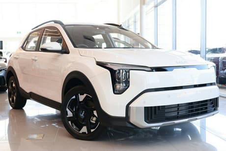 White 2026 Kia Stonic Wagon S