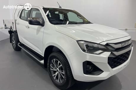 White 2026 Isuzu D-MAX Crew Cab Utility Ls-U (4X4)