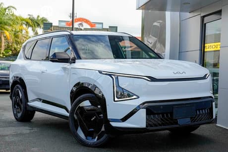 White 2026 Kia EV5 Wagon Gt-Line Awd Lr