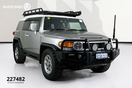 2011 Toyota FJ Cruiser Gsj15R