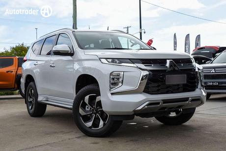 White 2025 Mitsubishi Pajero Sport Wagon Gsr (4Wd) 7 Seat